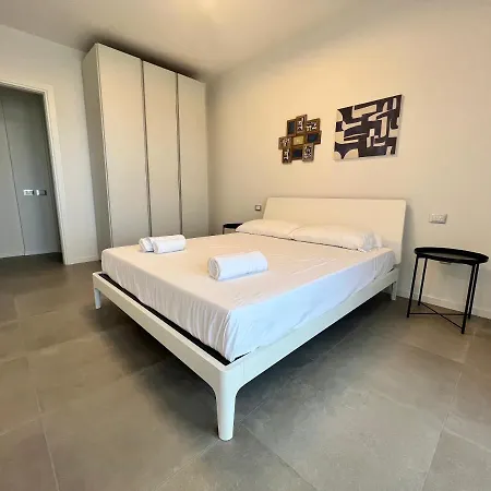 Kristall Lago Residence Desenzano del Garda Exterior photo